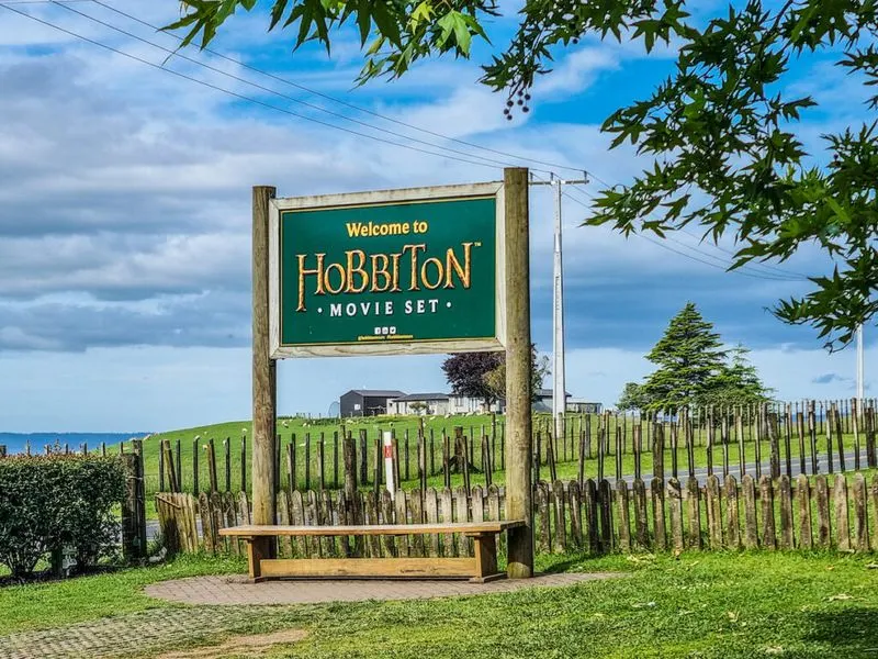 Hobbiton Movie Set Tour
