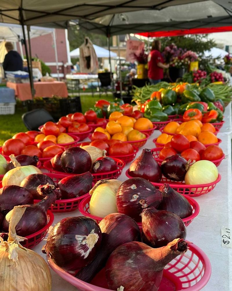 Farmers Markets and Local Artisans