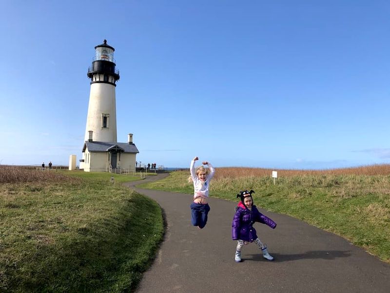 Yaquina Bay Lighthouse