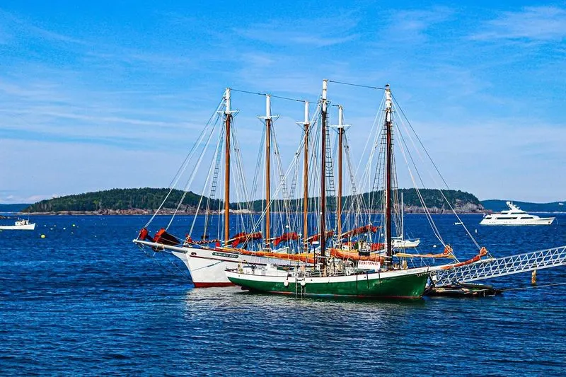 Sail with the Silverlining Pirate Ship Tour