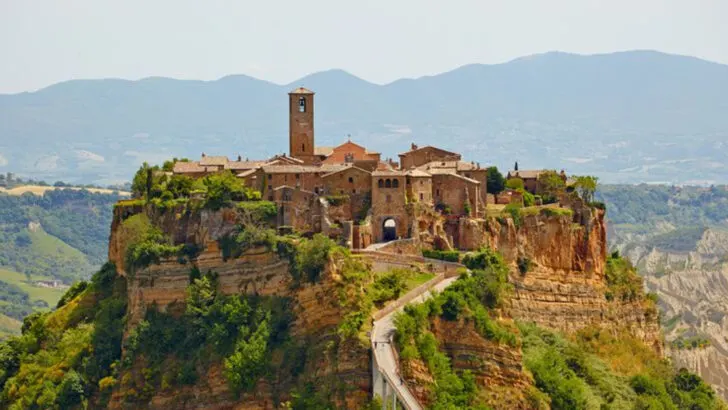 You’ll find medieval charm and timeless beauty in this Italian city between Rome and Florence