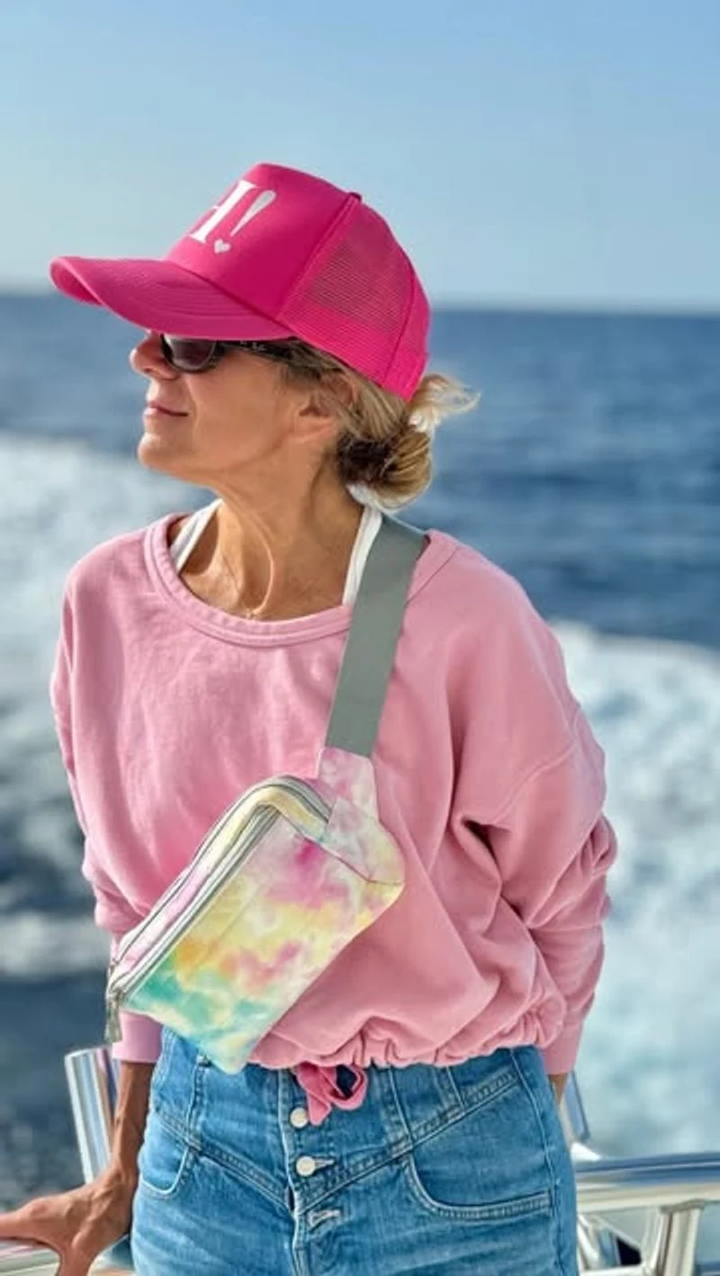 You’re Wearing a Fanny Pack or Carrying a Money Belt