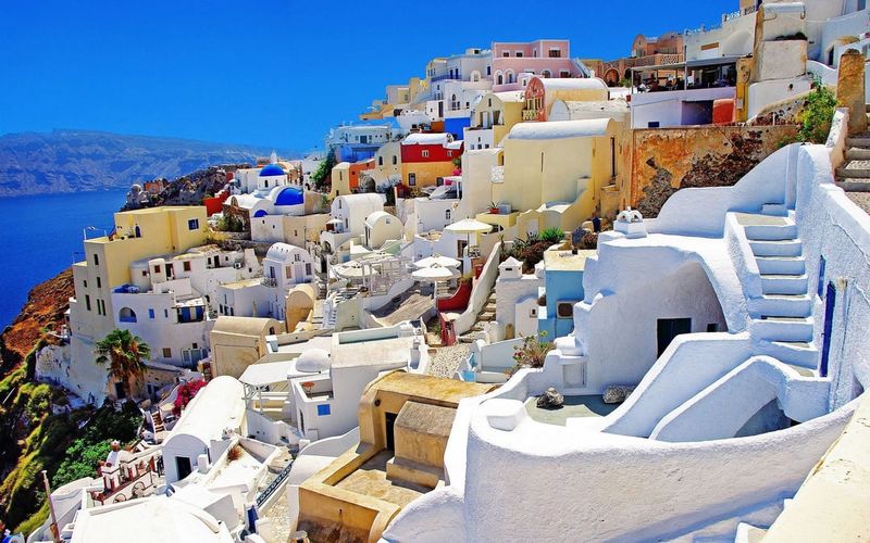 Oia, Greece – Succulents and Sea Breezes
