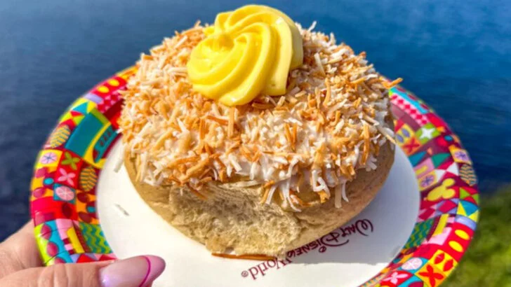 From snacks to sweets, 15 Disney World foods you can’t leave without trying