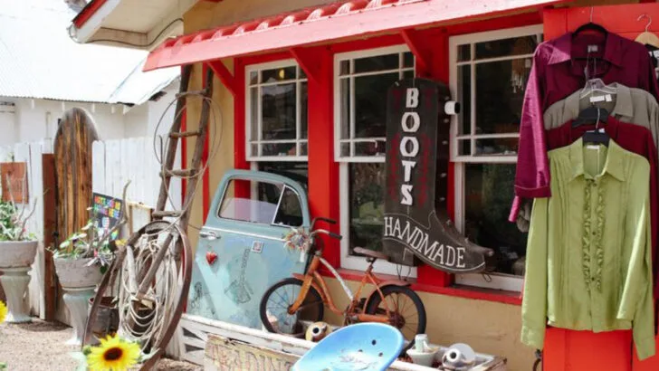 This Free-Spirited New Mexico Town Blends Bold Art, Live Music, and Rugged Trails