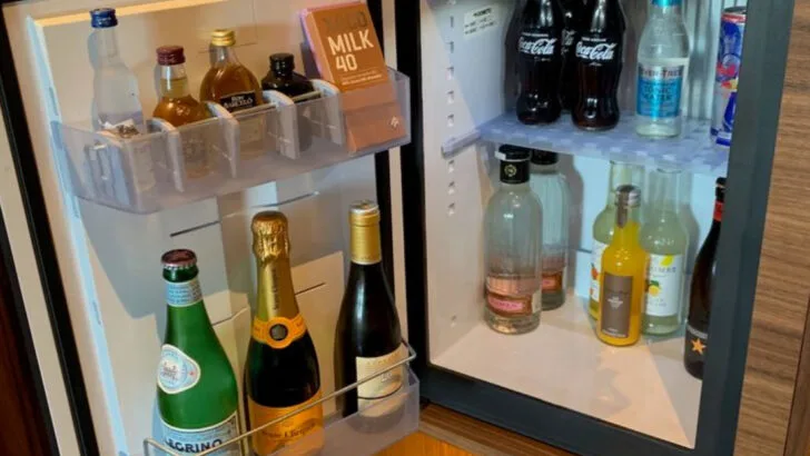 10 extra charges travelers often miss in hotel bills