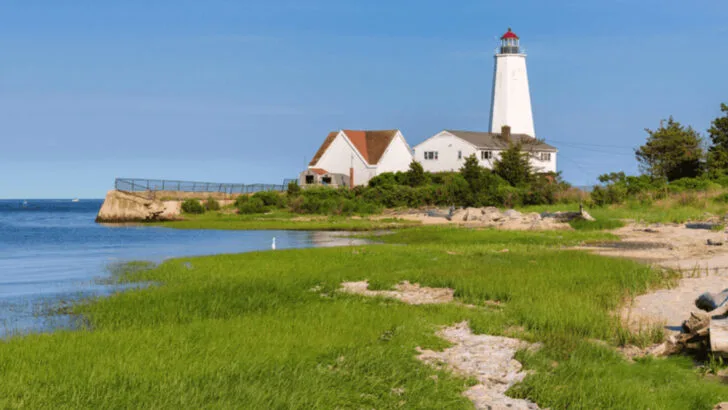 11 Coastal Towns in Southeastern Connecticut Worth a Weekend Drive
