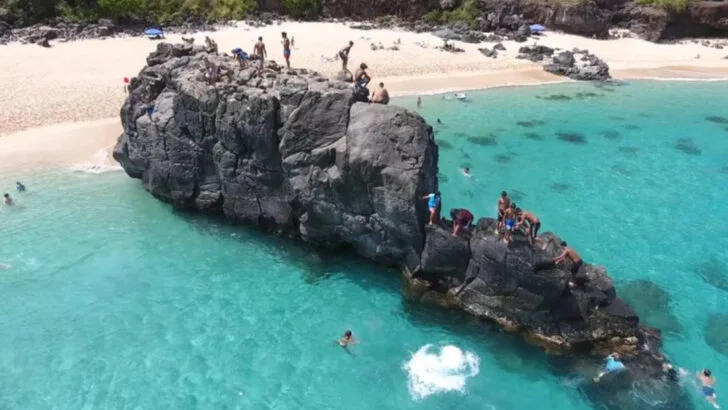 20 Ways to Slow Down and Enjoy Haleiwa Like Someone Who Lives There