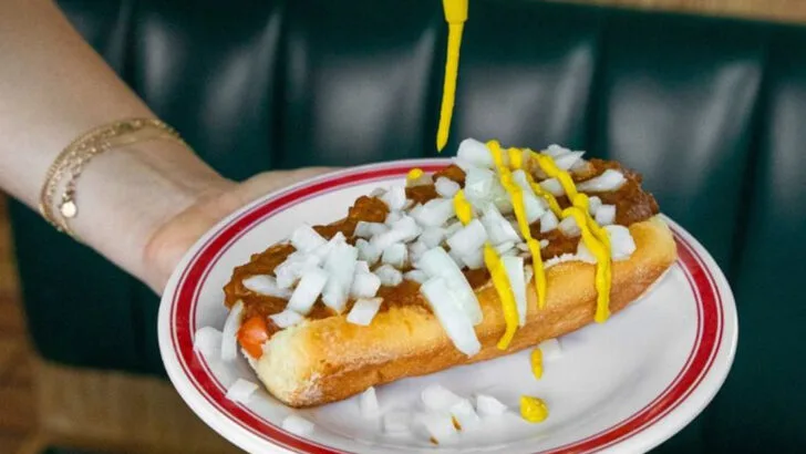 5 coney dog joints in Detroit that locals never agree on