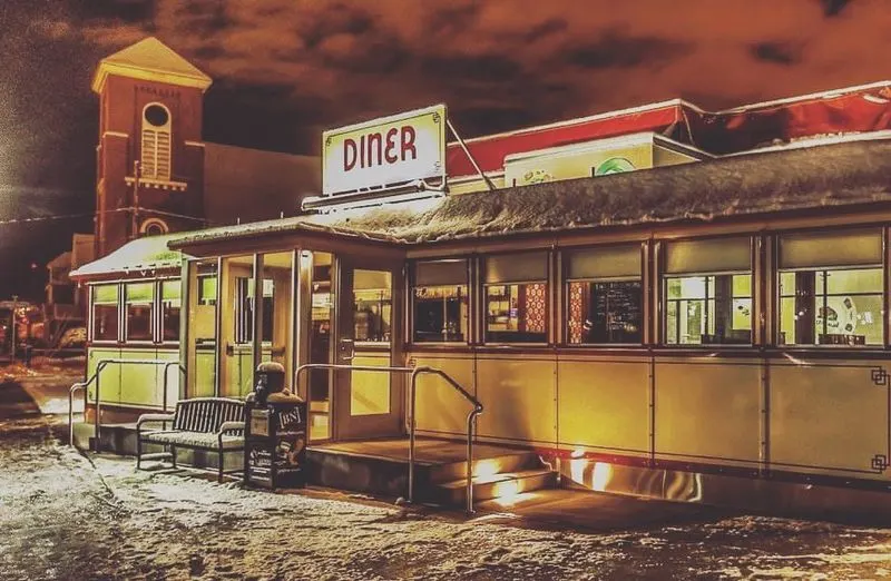 Swan Street Diner