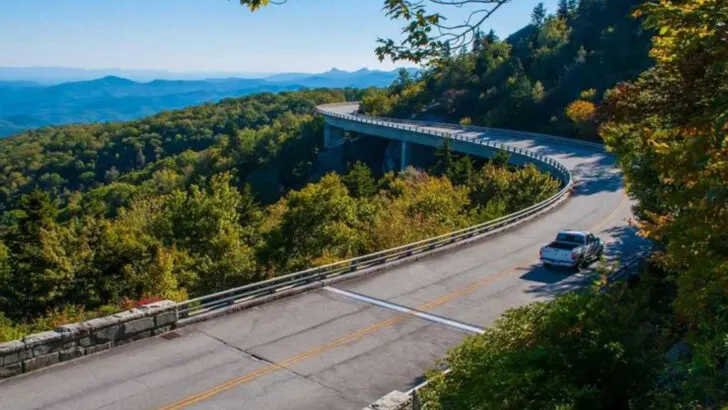 After years of family road trips, these are 9 U.S. routes that always deliver unforgettable stops