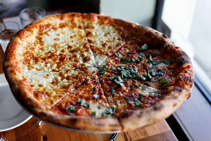 Apizza Scholls (Portland, Oregon)