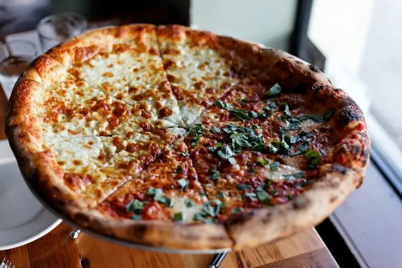 Apizza Scholls (Portland, Oregon)