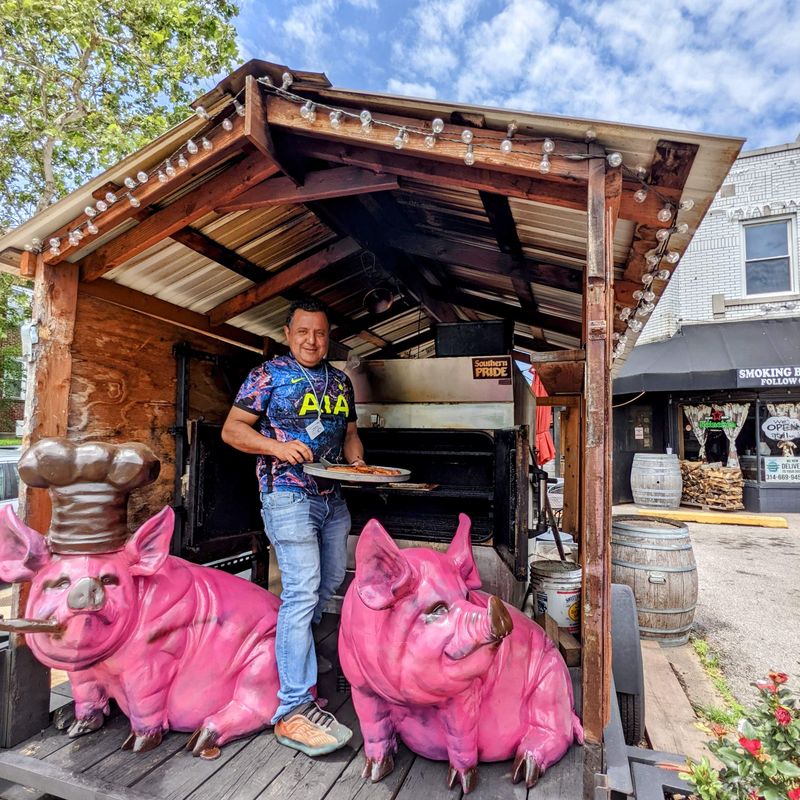 Smokin’ Barrel BBQ – Fenton