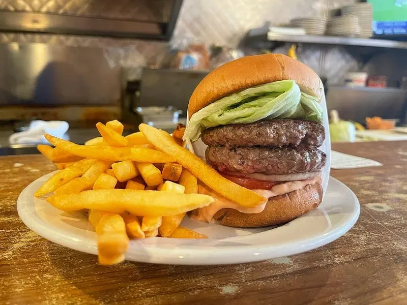 Pie ’n Burger – Pasadena