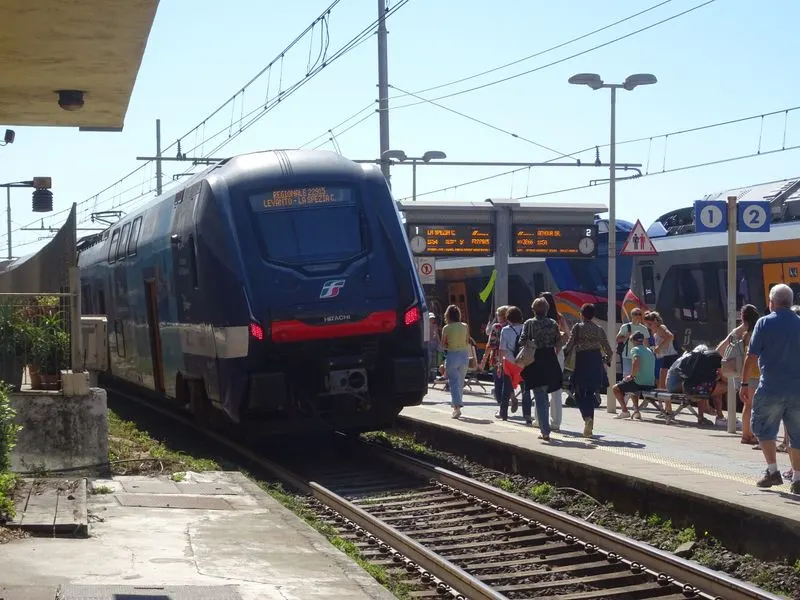 Quick Train Access to All Five Towns