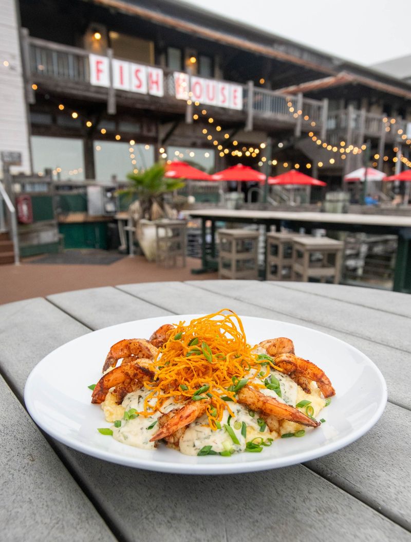 Try Gulf Coast Seafood at a Local Dockside Restaurant