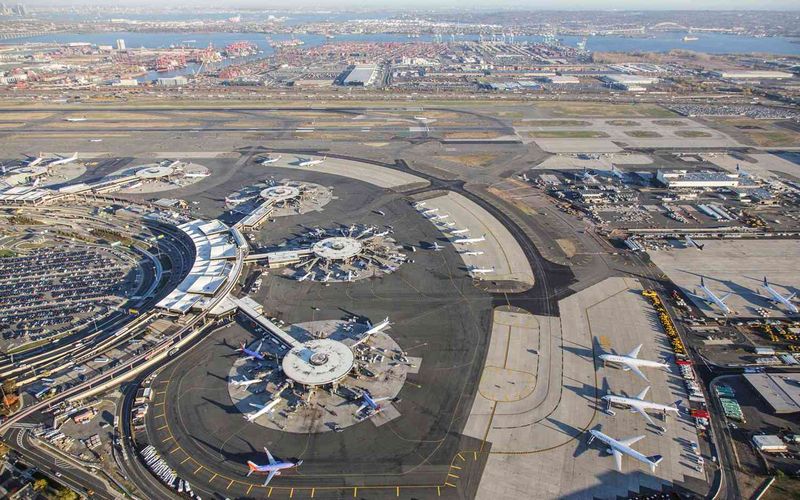 Newark Liberty (EWR) – Newark, NJ
