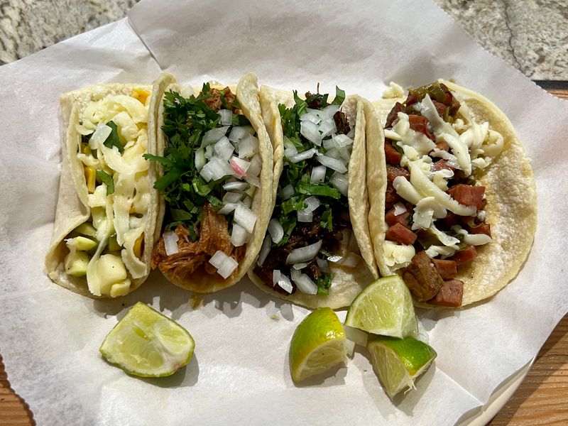 Tacos Chiwas