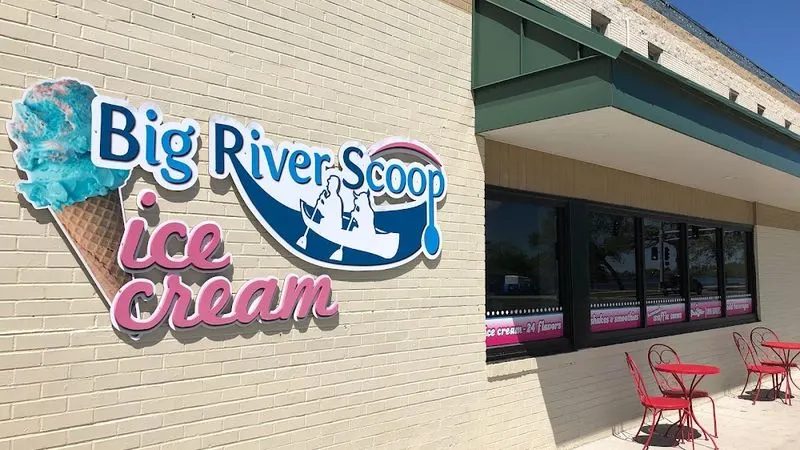 Big River Scoop Ice Cream (Winona)