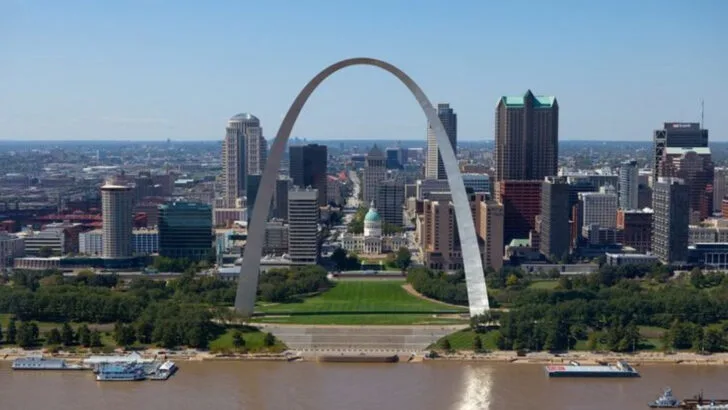 Cruise the longest river in America (2,300 miles of ever-changing scenery)