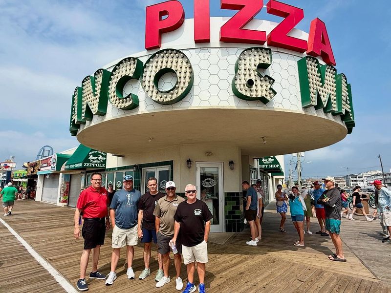 Manco & Manco Pizza (Ocean City)