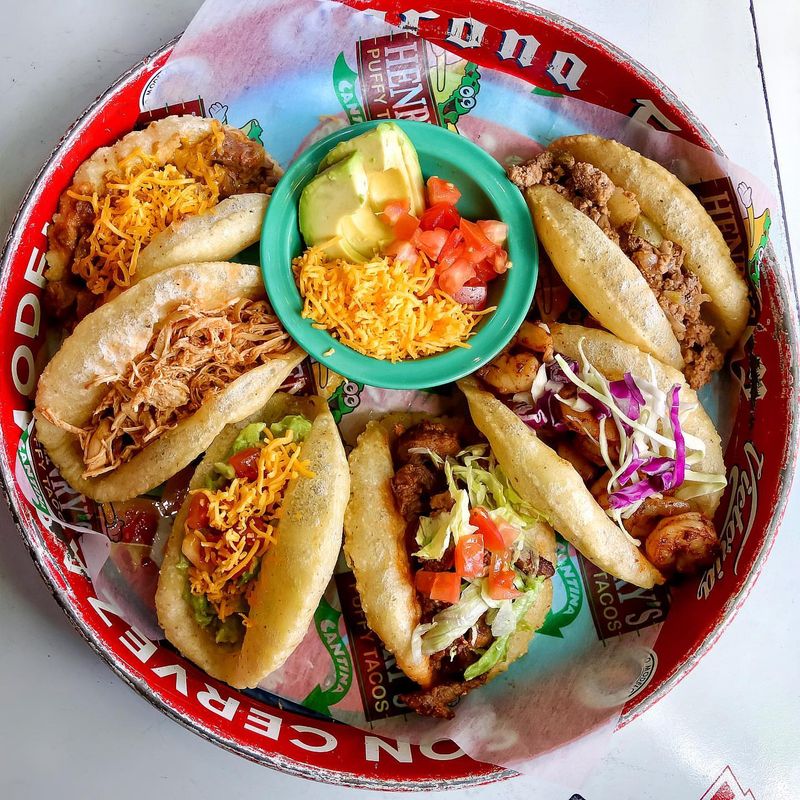 Henry’s Puffy Tacos
