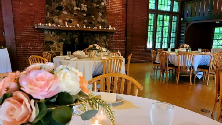 Fish fry restaurants in Milwaukee Wisconsin that feel like tradition