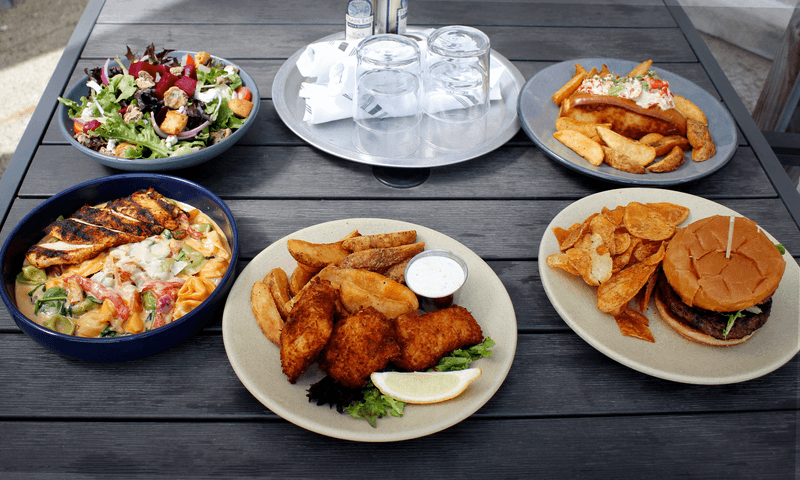 The Cove Lakeside Bistro