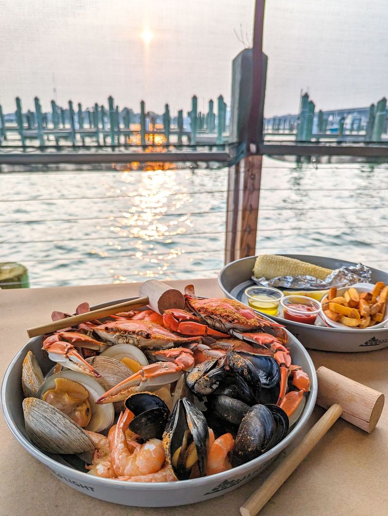 The Narrows Waterfront Grill
