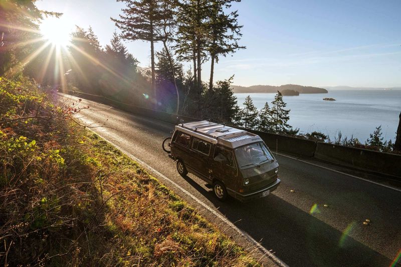 Chuckanut Drive (SR 11)