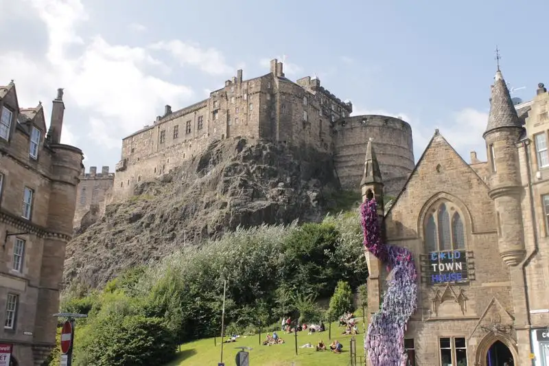 Visit Edinburgh Castle