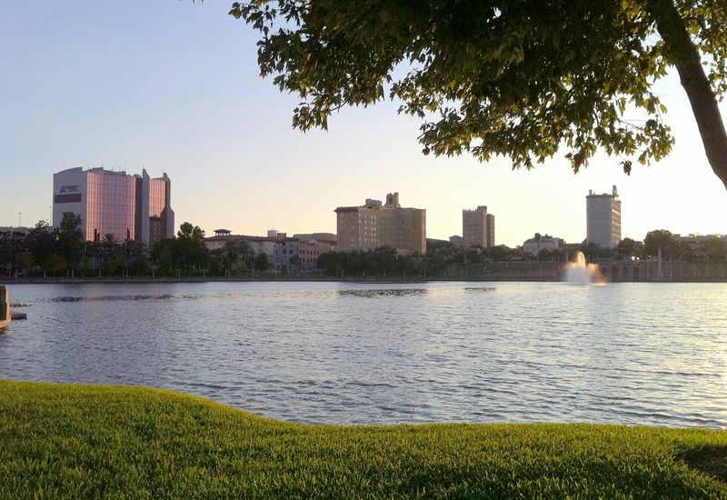 Lake Mirror Park
