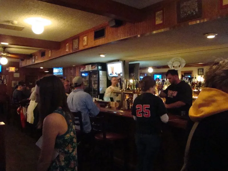 Cheer at the Varsity Club