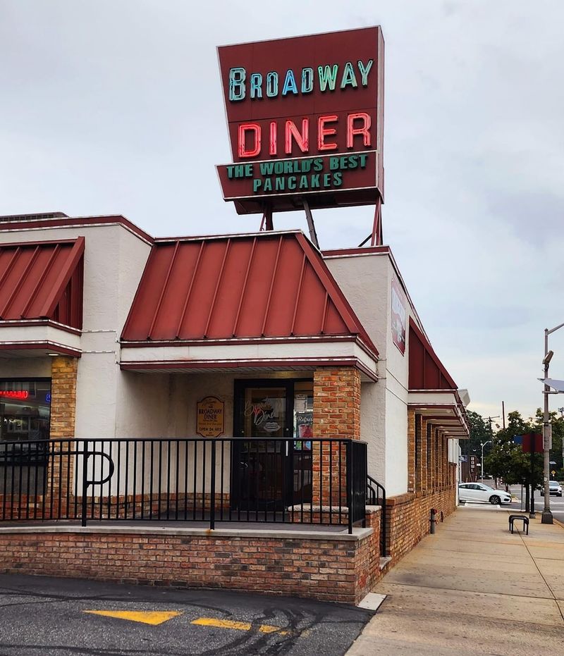 Broadway Diner – Bayonne