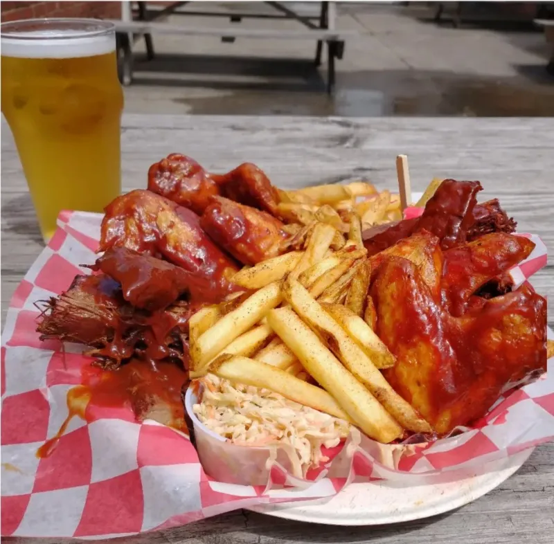 Goldhorn Brewery & Deli (East Side)