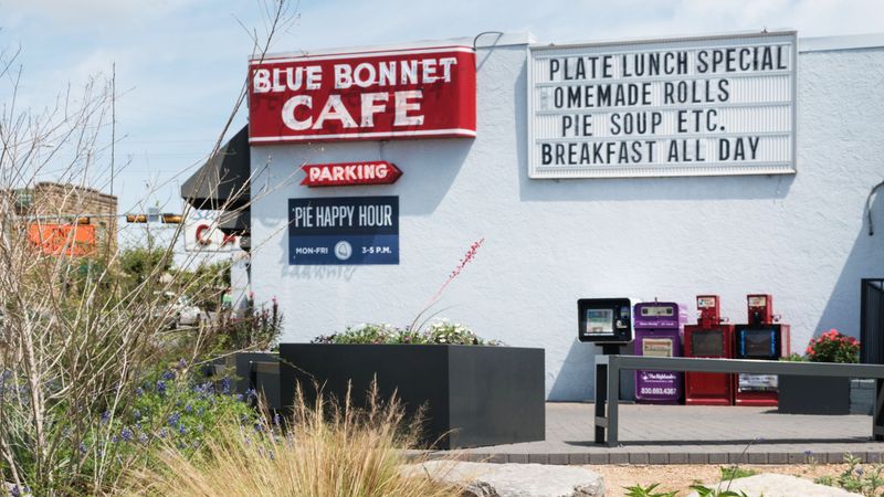 Blue Bonnet Café
