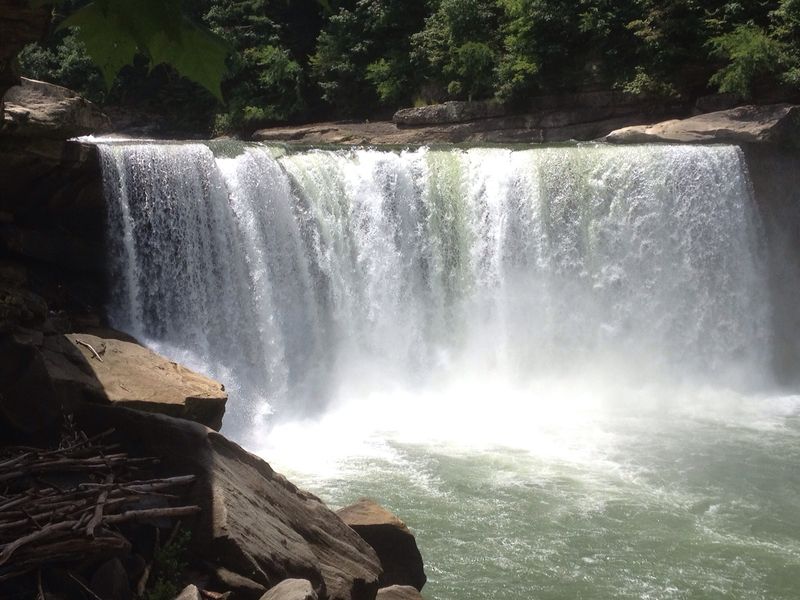 Cumberland Falls – Kentucky