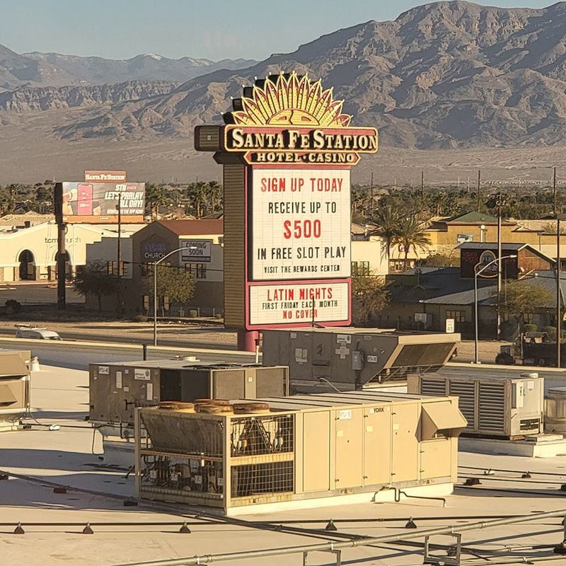 Santa Fe Hotel