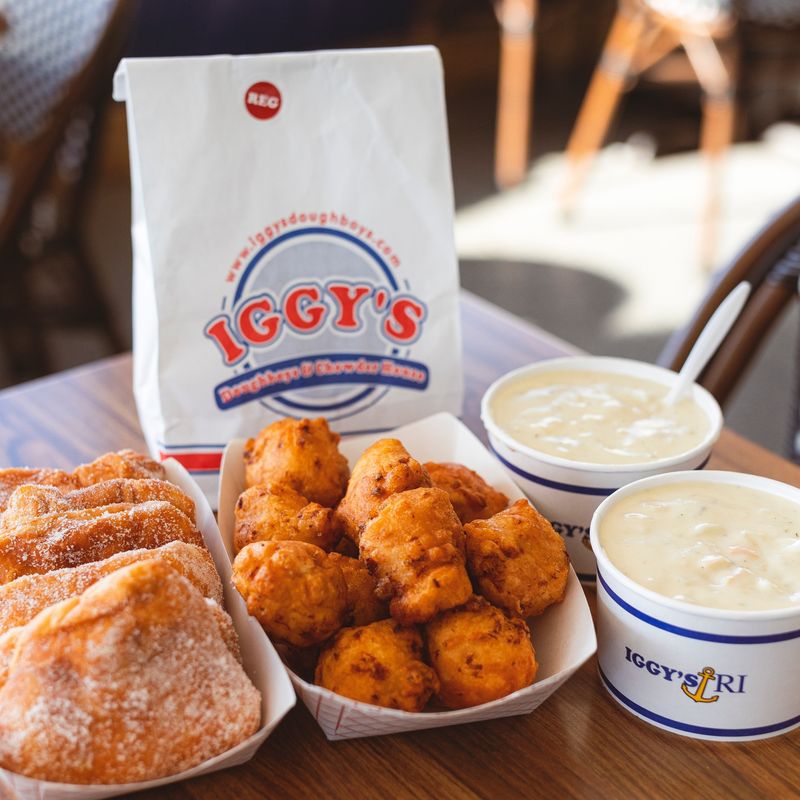Rhode Island: Iggy's Doughboys & Chowder House