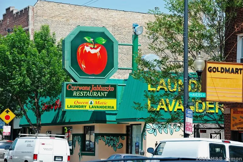 Red Apple Buffet (Czerwone Jabluszko)