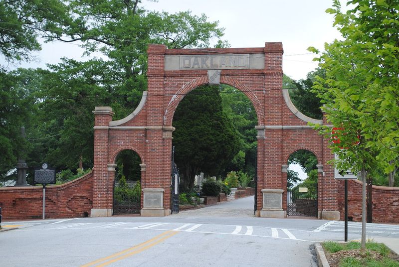 Oakland Cemetery