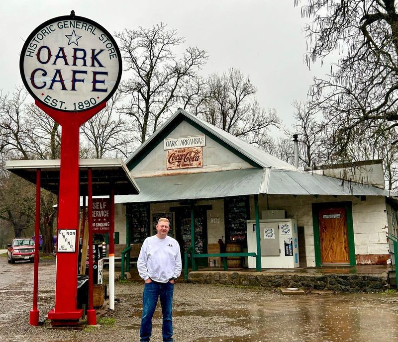 Oark General Store