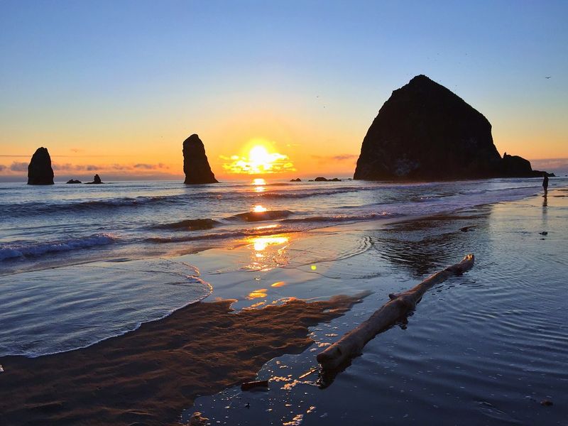 Cannon Beach & Haystack Rock
