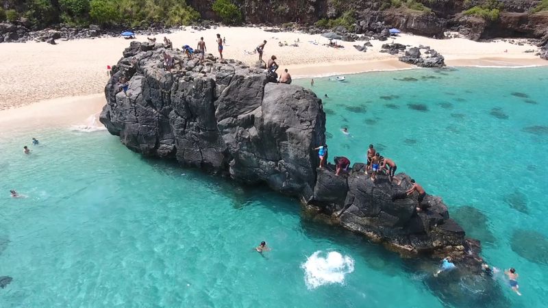 Waimea Bay Cliff Diving
