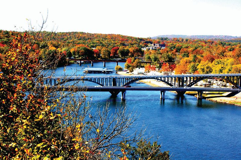 Lake Taneycomo (Branson)