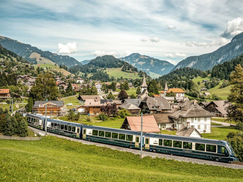 Swiss Travel Pass and Grand Train Tour Connection