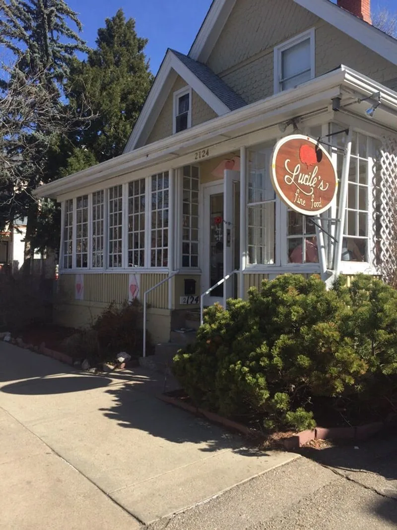 Lucile's Creole Cafe