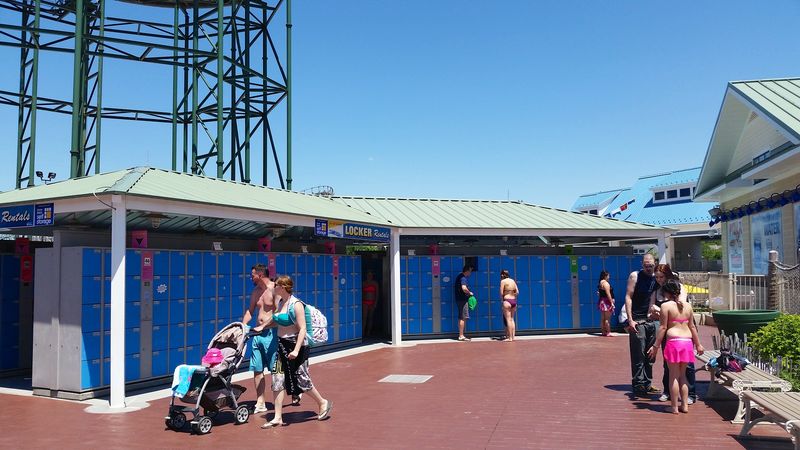 Rent a Locker Near the Water Attractions