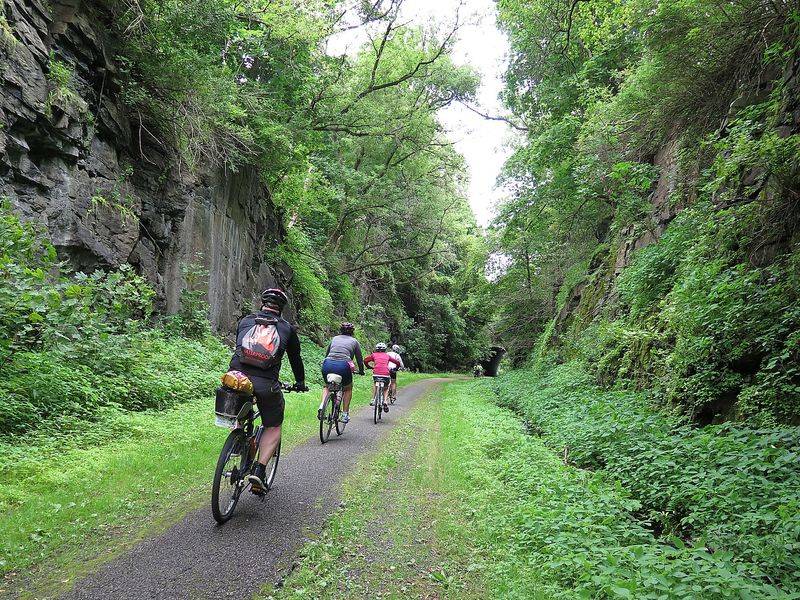 Erie Canal Heritage Trail – Bike Through History